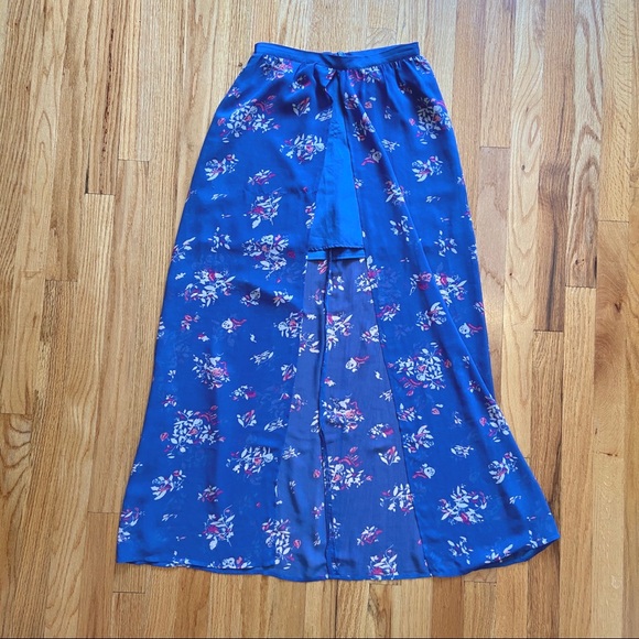 Flowy Blue Floral Maxi Skirt w/ Front Slit, size 4 - Picture 2 of 2